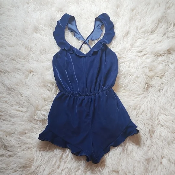 Victoria's Secret Navy Blue Velour Ruffle Trim Romper XS - Picture 6 of 12